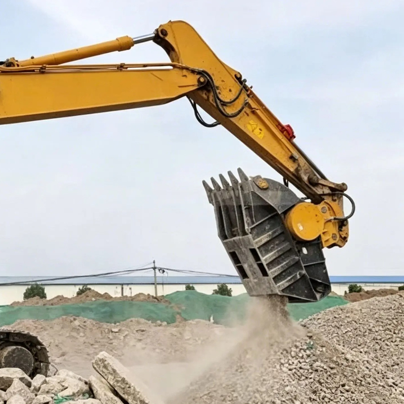 Heavy Equipment With Bucket - Гидравлический ковш-дробилка для экскаватора, навесное оборудование